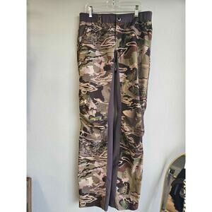 ​Under Armour Women's Size 2 Camo Hunting Pants UA Storm Fitted | Pre-Owned